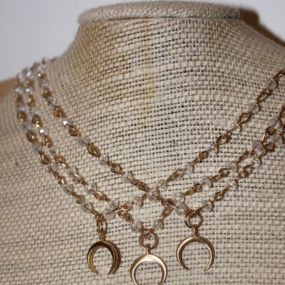 crystal horn necklace - Picture 2 of 2